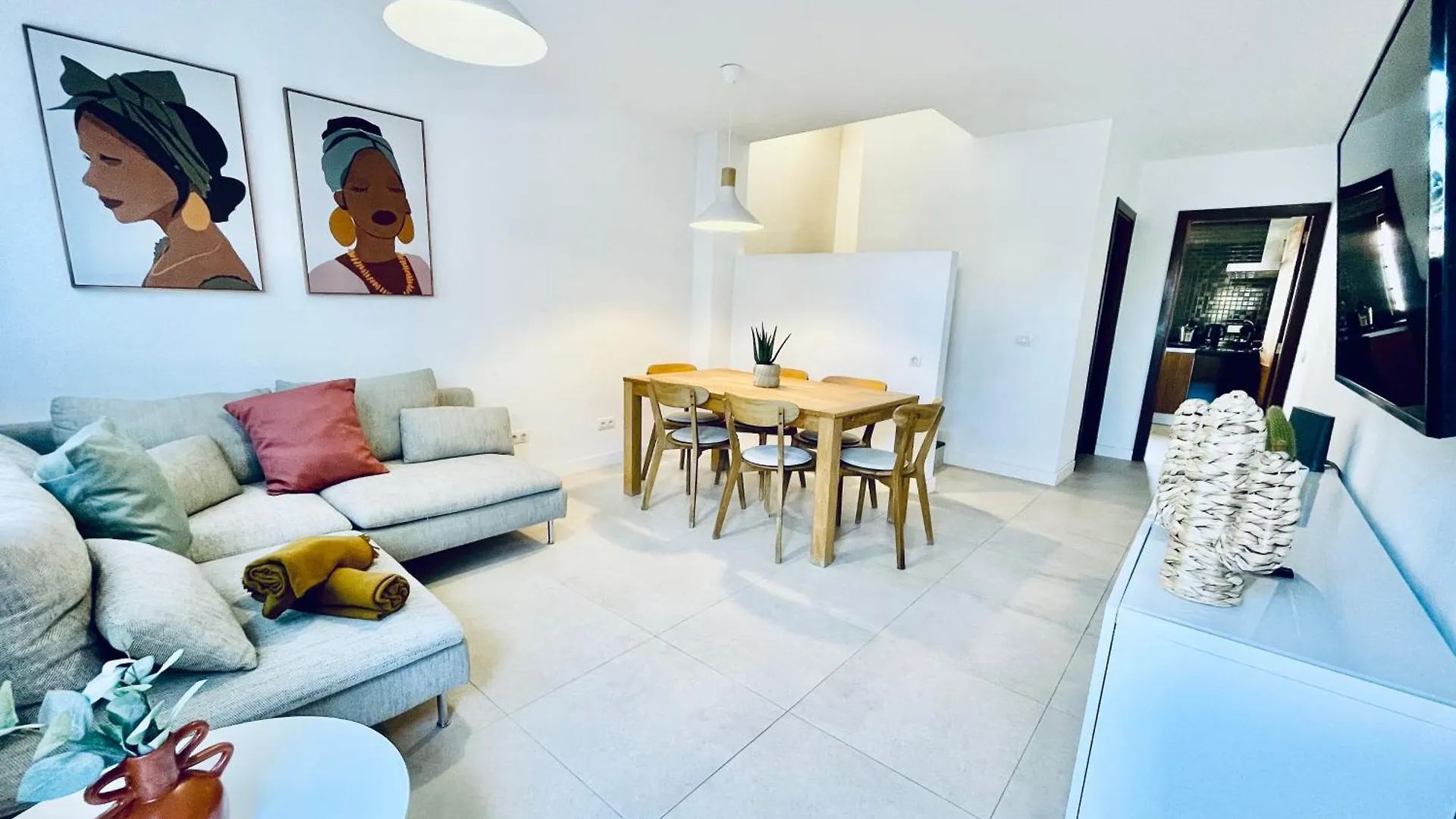 شقة 3Bdr + 2Bath Comfy House El Medano